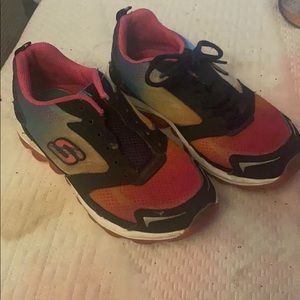 Little girls Skechers tennis shoes